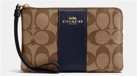 coach wristlets outlet.